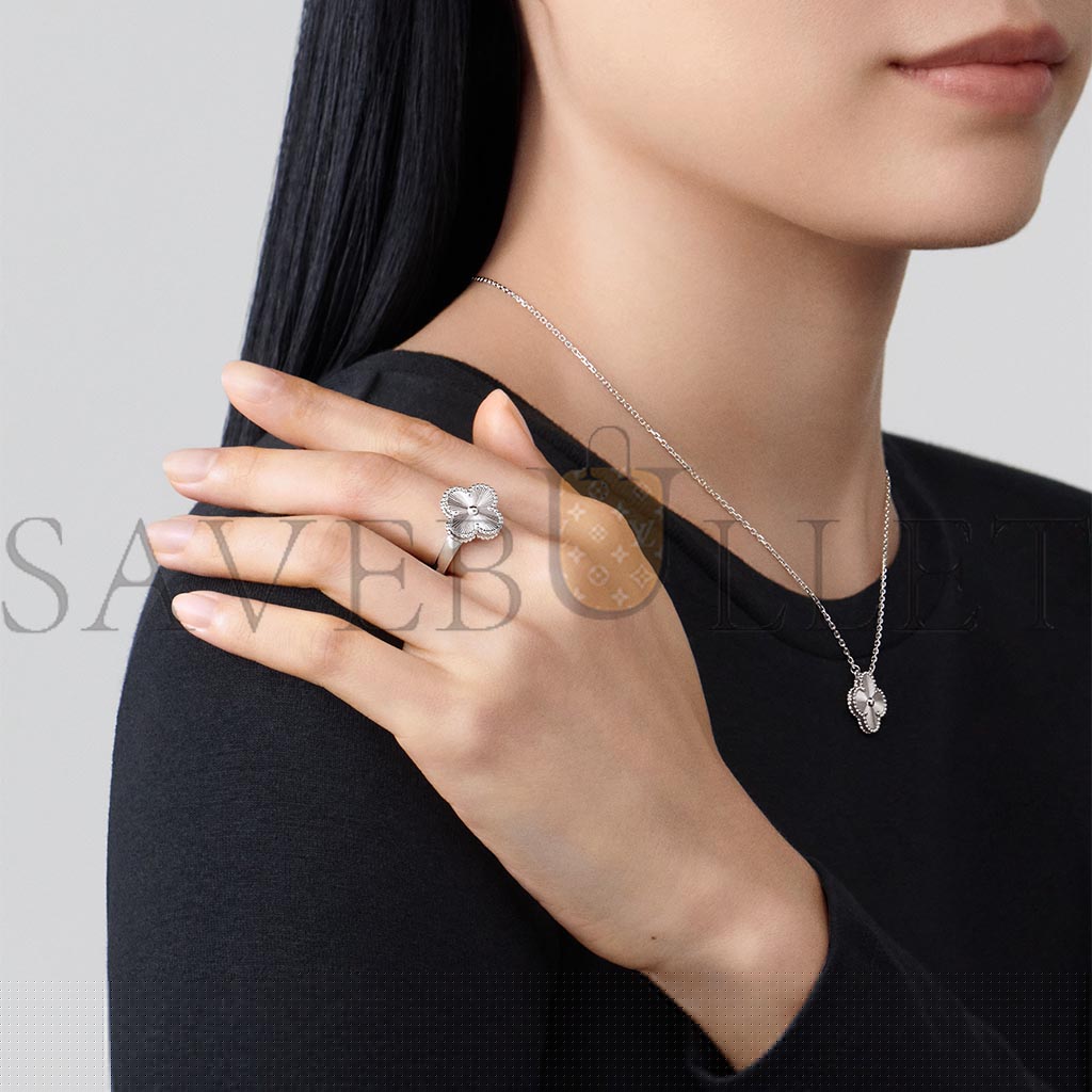 V*N CL*F arpels vintage alhambra pendant 18k white gold vcarp9xg00